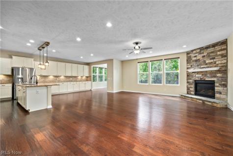 19126 Ledgestone Drive Strongsville OH 44149