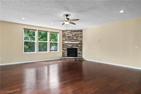 19126 Ledgestone Drive Strongsville OH 44149