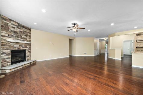 19126 Ledgestone Drive Strongsville OH 44149
