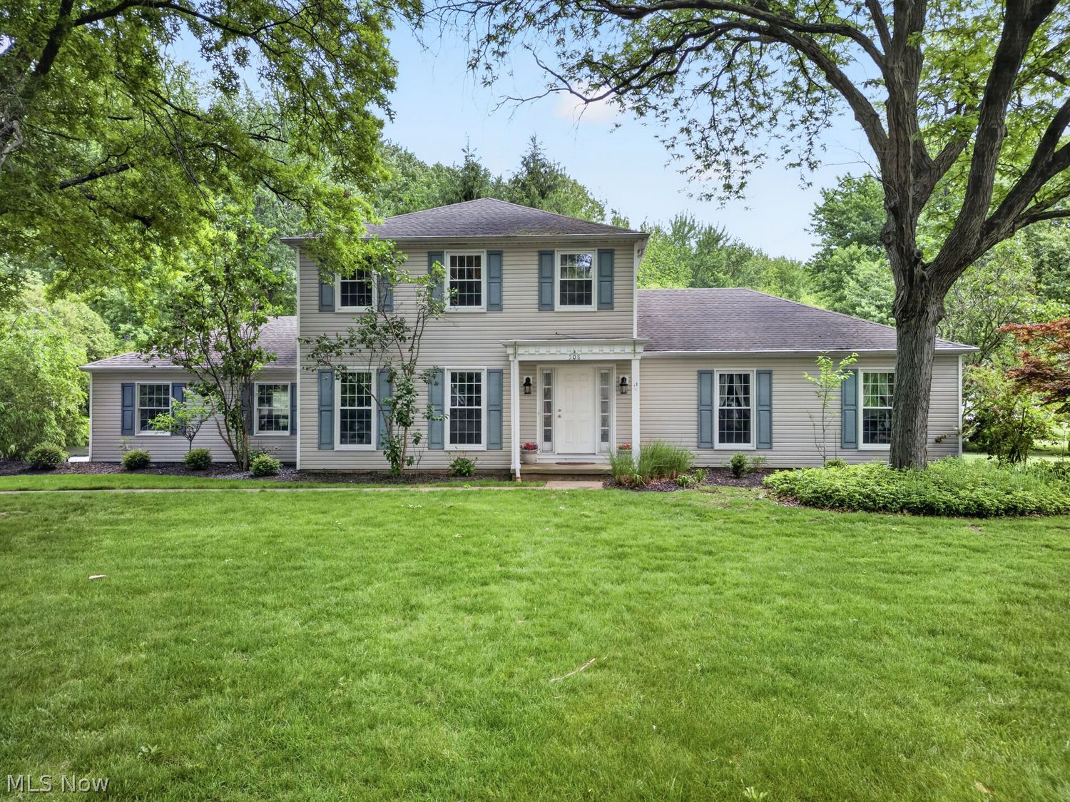 508 Kimerly Drive Bay Village OH 44140