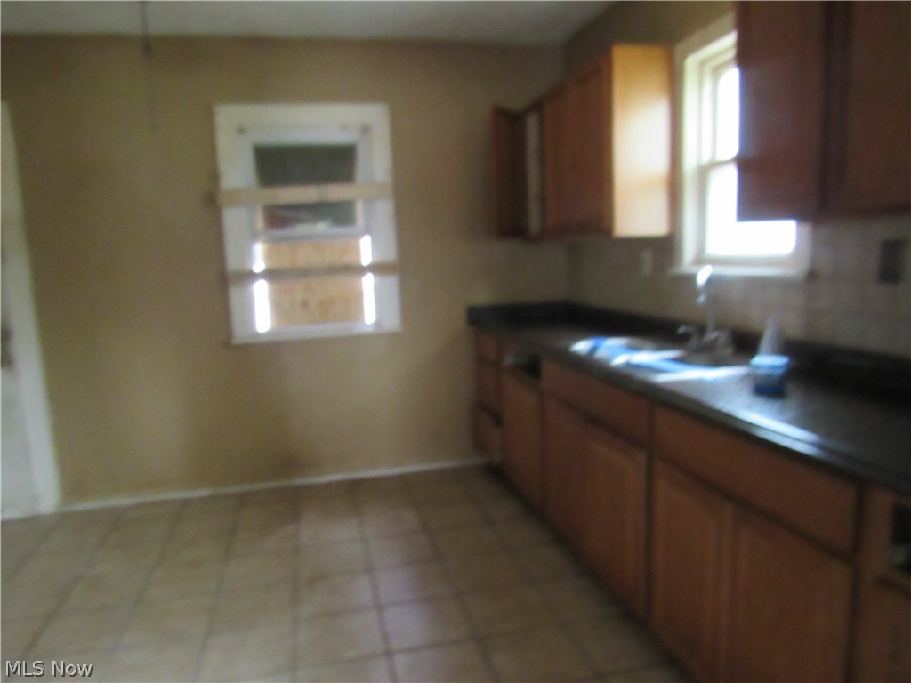 7811 Connecticut Avenue Cleveland OH 44105