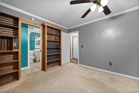 8567 Brentwood Drive Olmsted Twp OH 44138