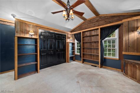 8567 Brentwood Drive Olmsted Twp OH 44138