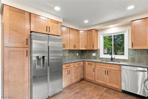 9581 Tamarin Court Mentor OH 44060