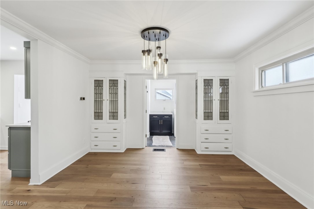 1354 Phelps Avenue Lakewood OH 44107