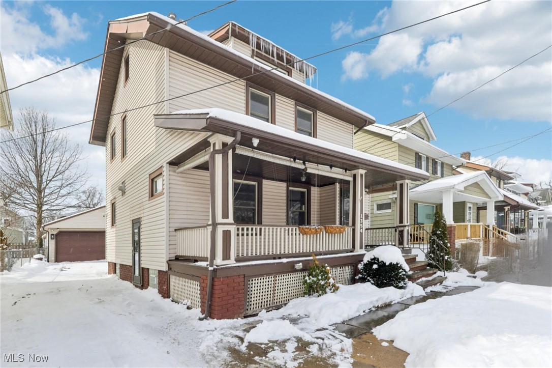 1354 Phelps Avenue Lakewood OH 44107