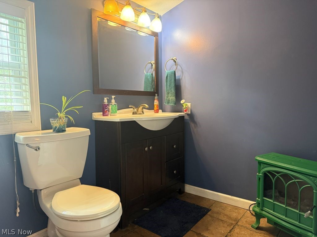 449 N Broadway Geneva OH 44041