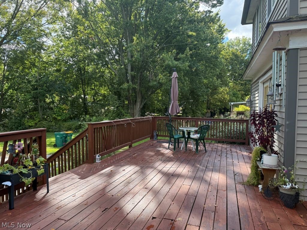 449 N Broadway Geneva OH 44041