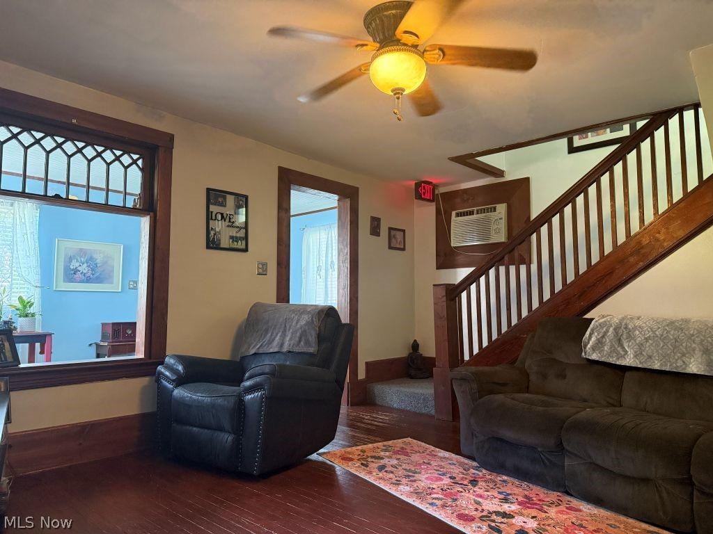 449 N Broadway Geneva OH 44041