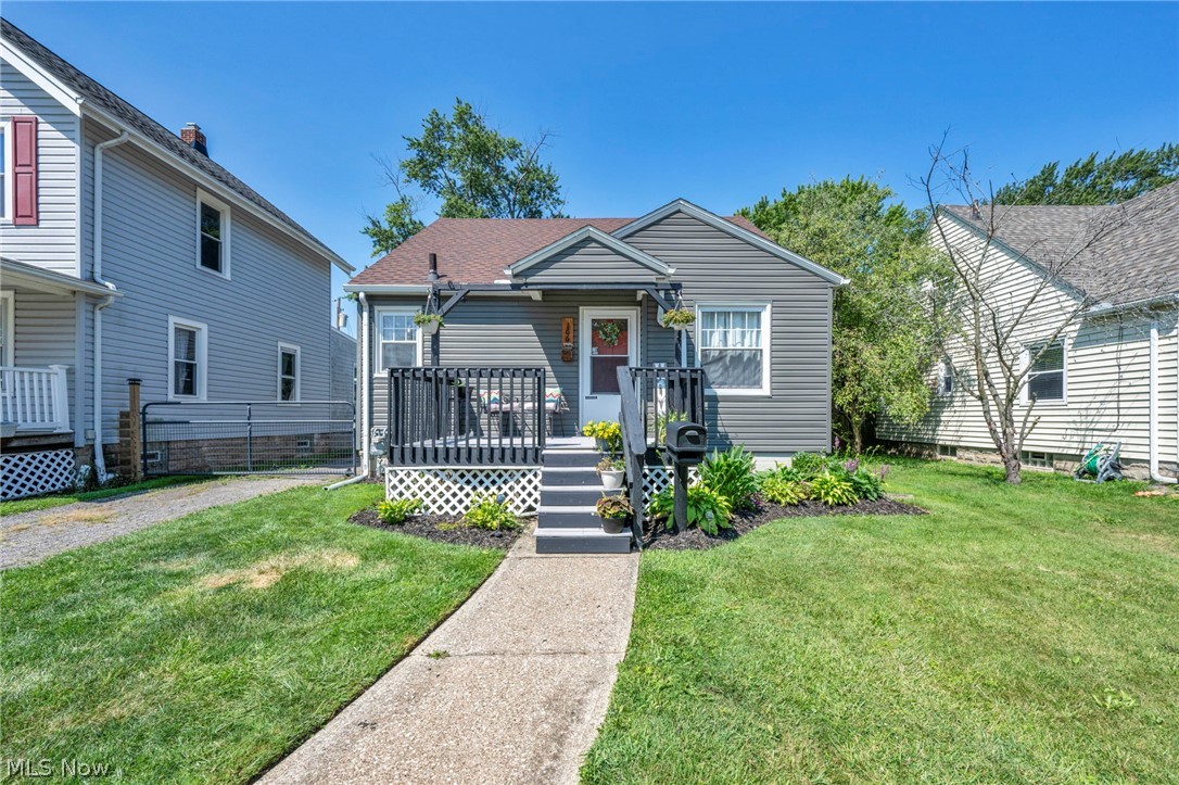 166 Brandtson Avenue Elyria OH 44035