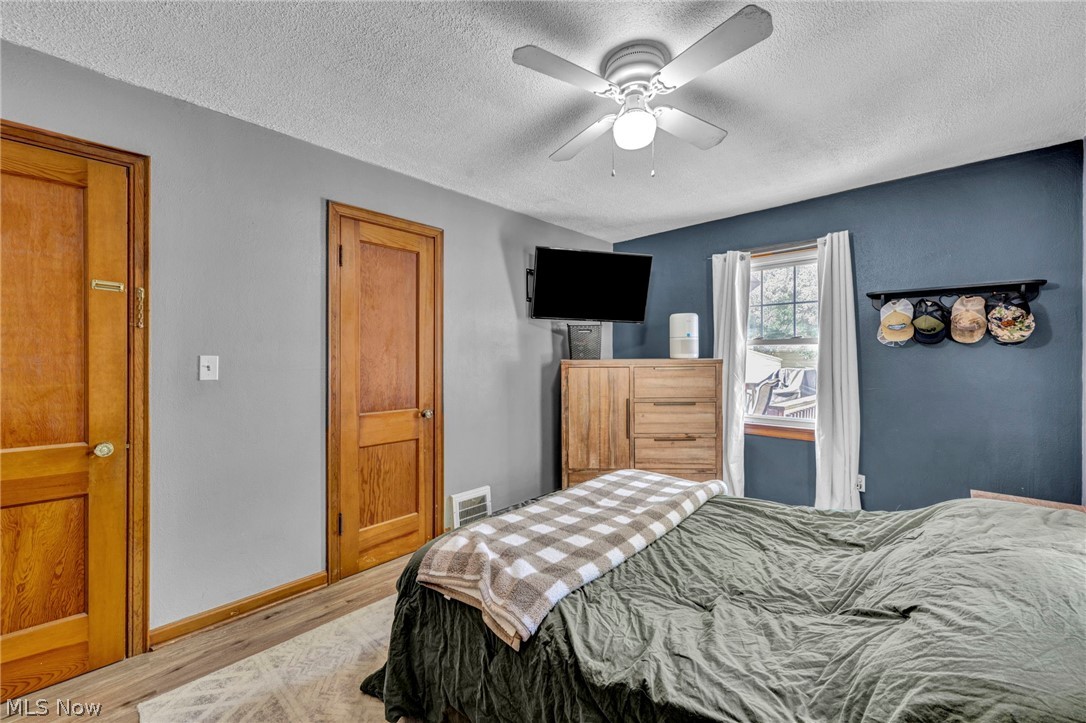 166 Brandtson Avenue Elyria OH 44035