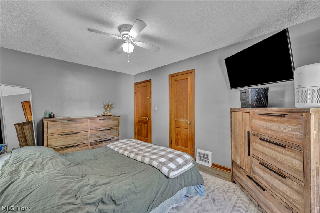 166 Brandtson Avenue Elyria OH 44035