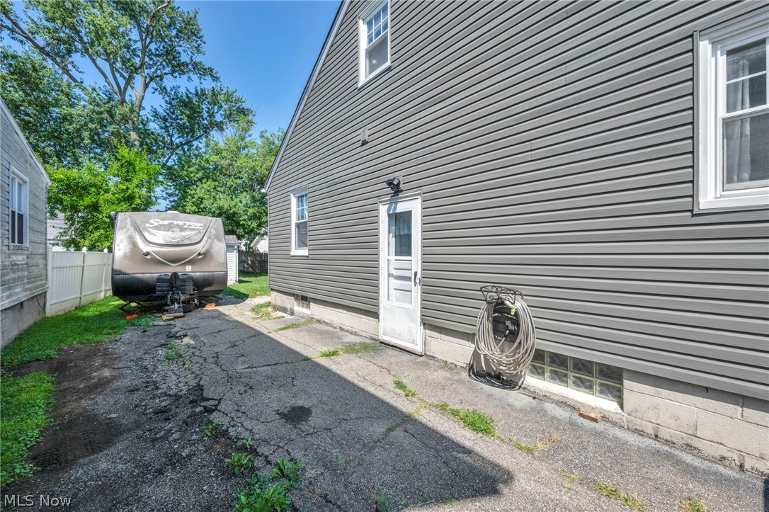 166 Brandtson Avenue Elyria OH 44035