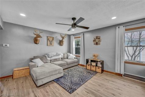166 Brandtson Avenue Elyria OH 44035