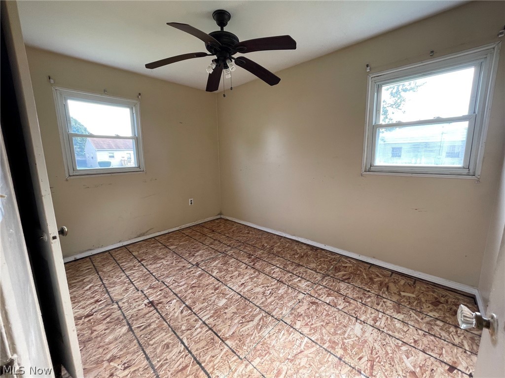 1933 Bollinger Avenue NE Canton OH 44705