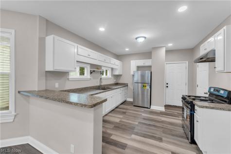 2344 E 86th Street Cleveland OH 44106