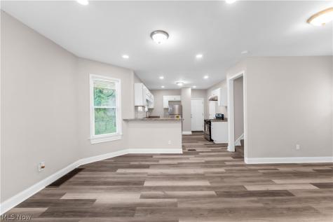 2344 E 86th Street Cleveland OH 44106