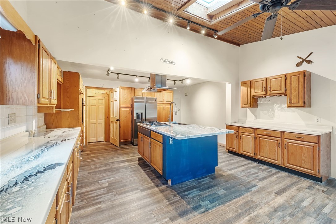 3290 Sweitzer Street NW Uniontown OH 44685