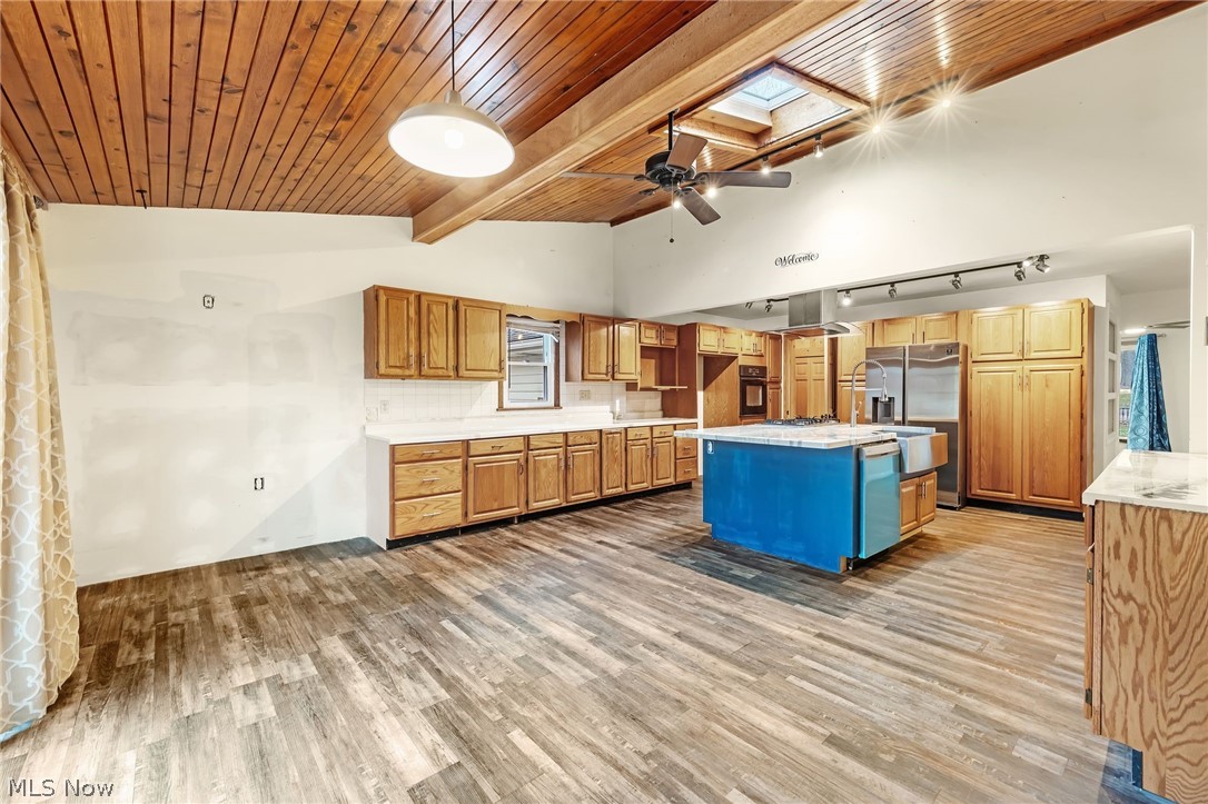 3290 Sweitzer Street NW Uniontown OH 44685