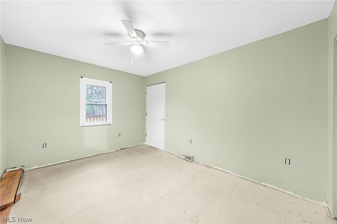 3290 Sweitzer Street NW Uniontown OH 44685