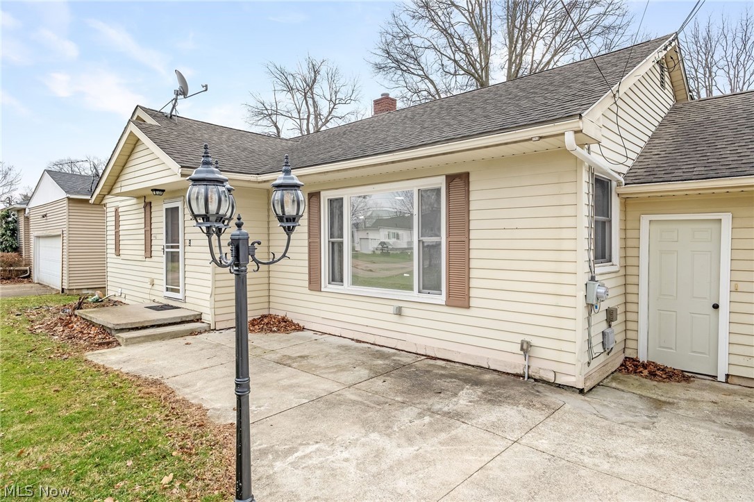 3290 Sweitzer Street NW Uniontown OH 44685