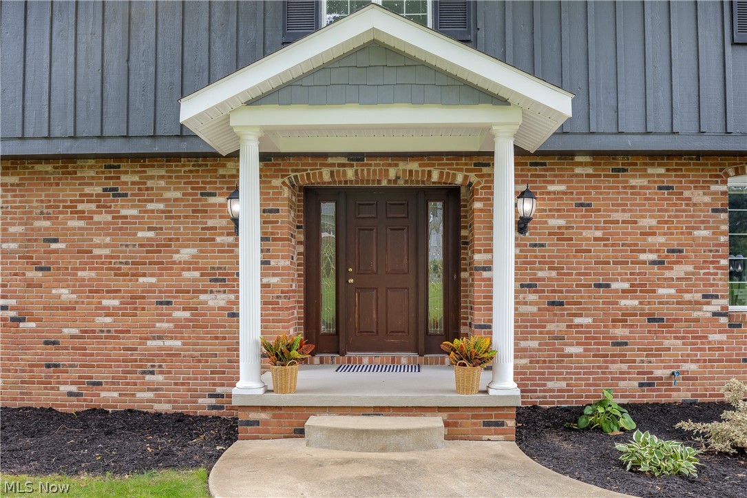 1424 Stonington Road NW North Canton OH 44720