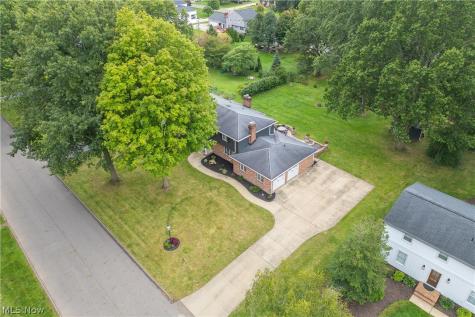 1424 Stonington Road NW North Canton OH 44720