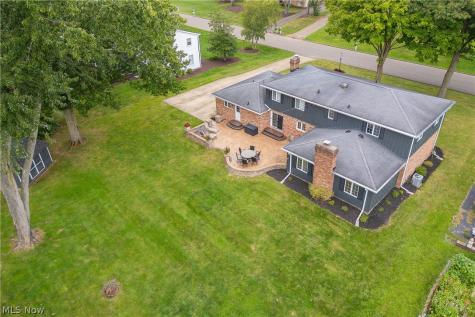 1424 Stonington Road NW North Canton OH 44720