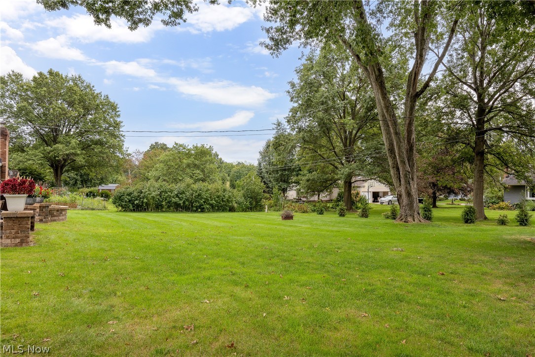 1424 Stonington Road NW North Canton OH 44720
