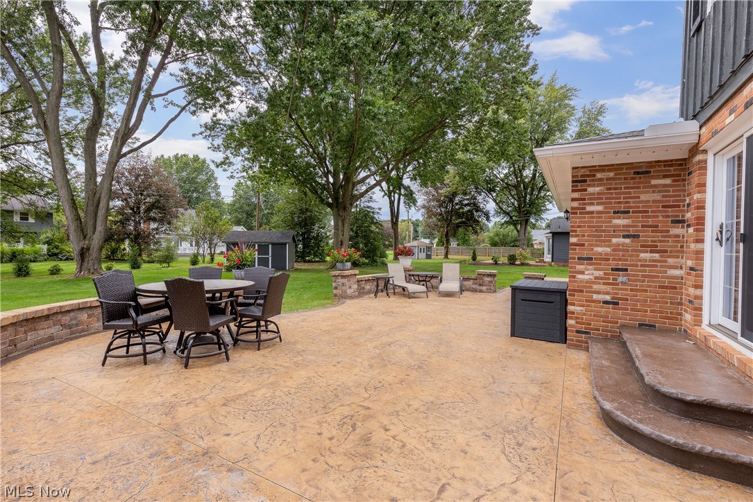 1424 Stonington Road NW North Canton OH 44720