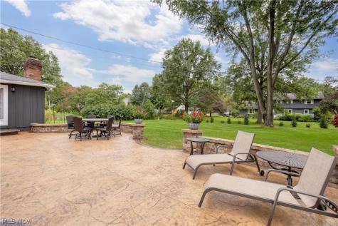 1424 Stonington Road NW North Canton OH 44720