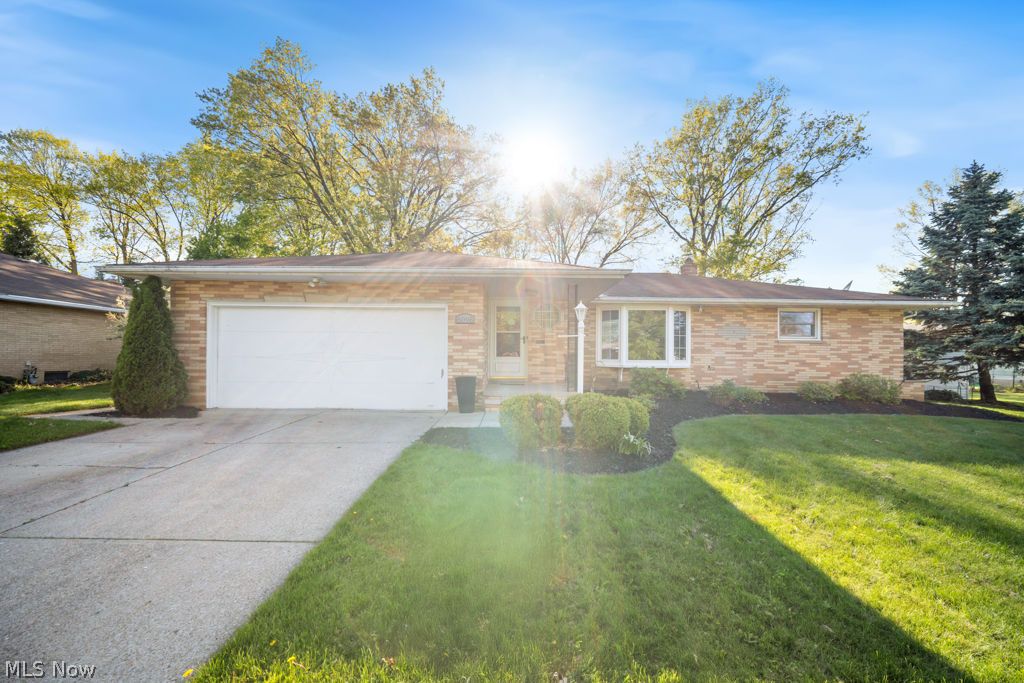 6098 St Joseph Drive Seven Hills OH 44131