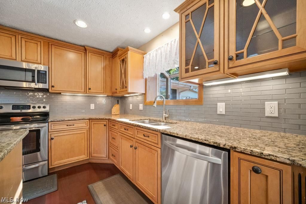 6098 St Joseph Drive Seven Hills OH 44131