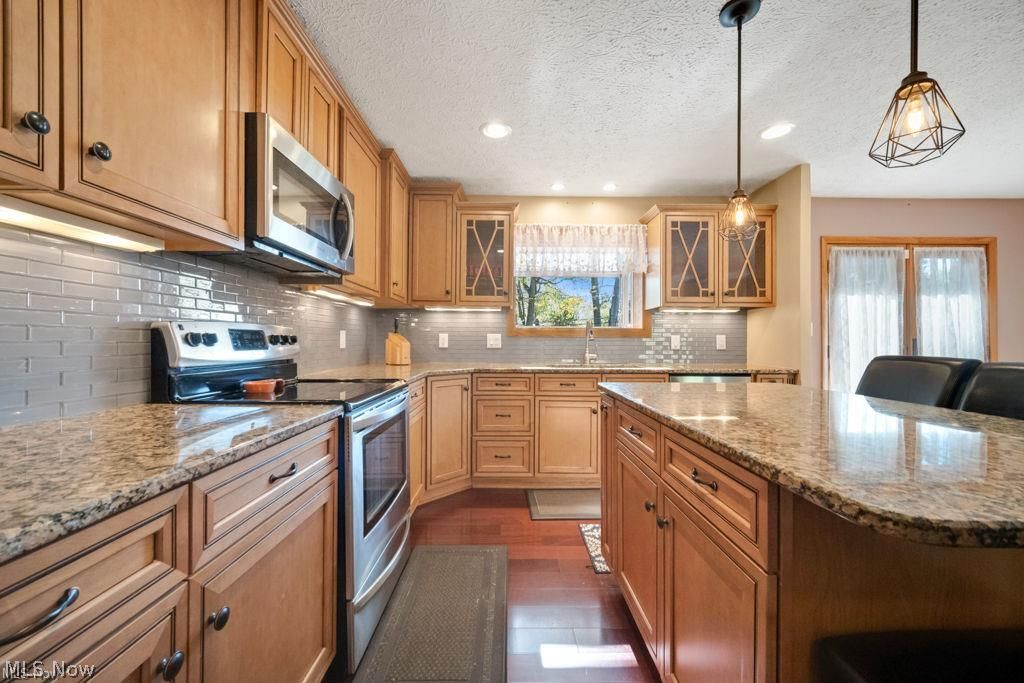 6098 St Joseph Drive Seven Hills OH 44131