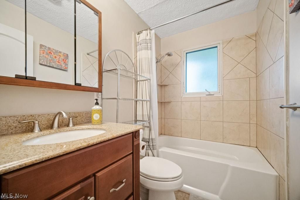 6098 St Joseph Drive Seven Hills OH 44131