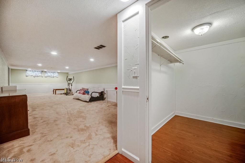 6098 St Joseph Drive Seven Hills OH 44131