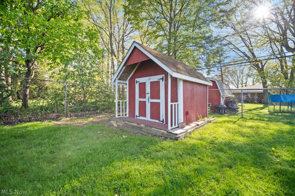 6098 St Joseph Drive Seven Hills OH 44131