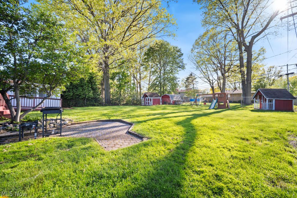 6098 St Joseph Drive Seven Hills OH 44131
