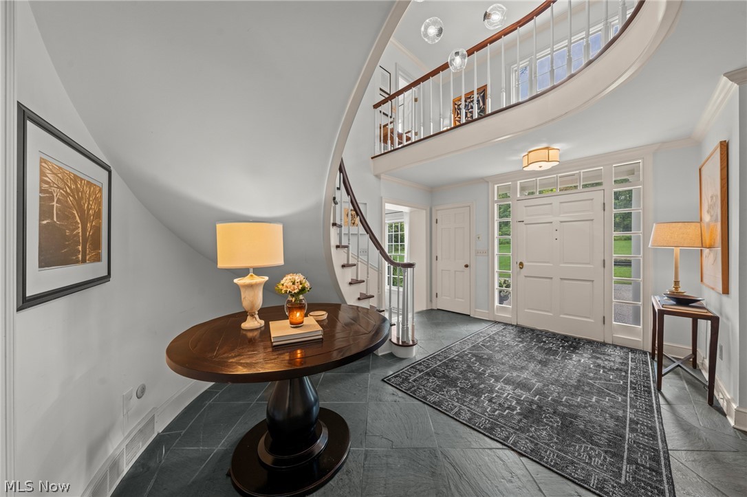 1249 W Hill Drive Gates Mills OH 44040