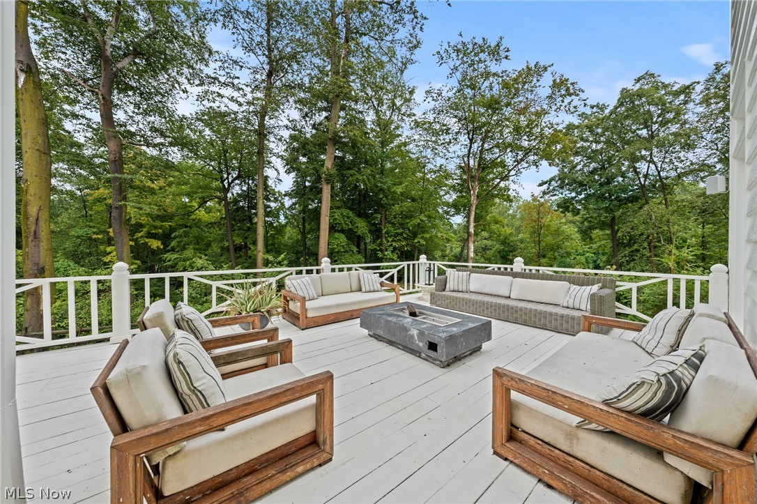1249 W Hill Drive Gates Mills OH 44040