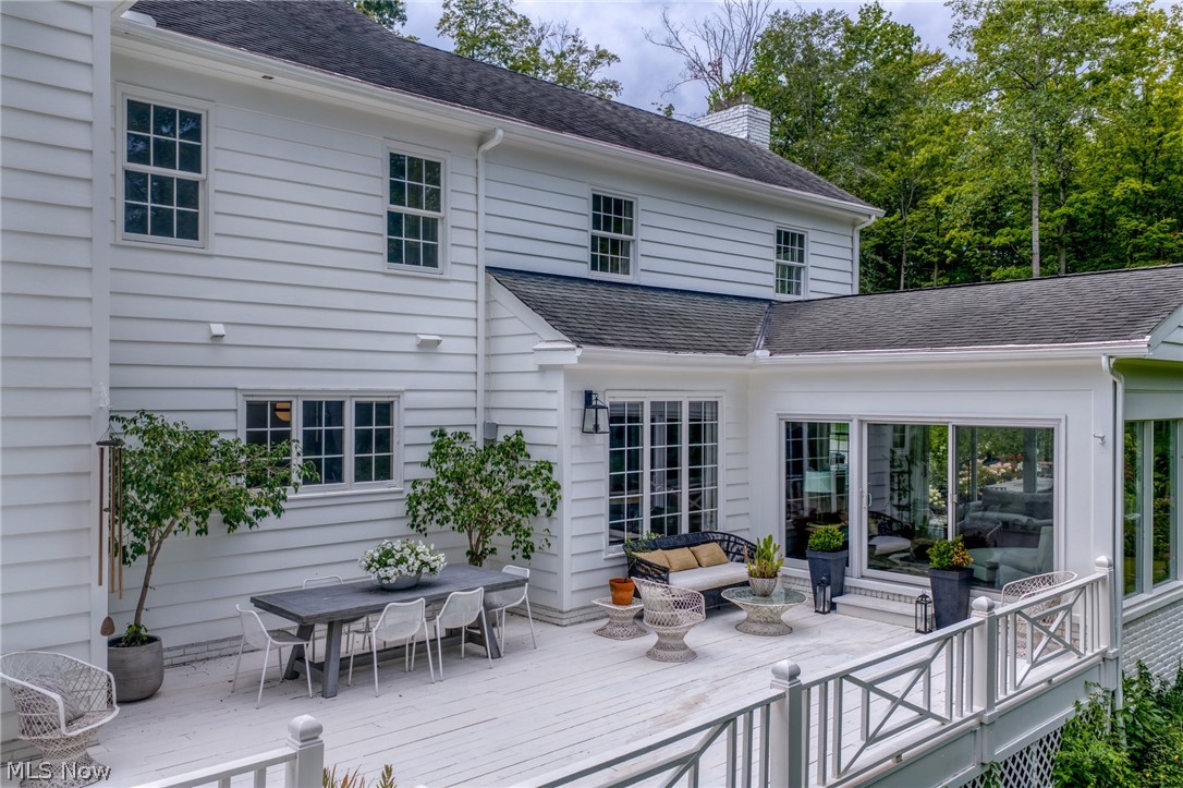 1249 W Hill Drive Gates Mills OH 44040