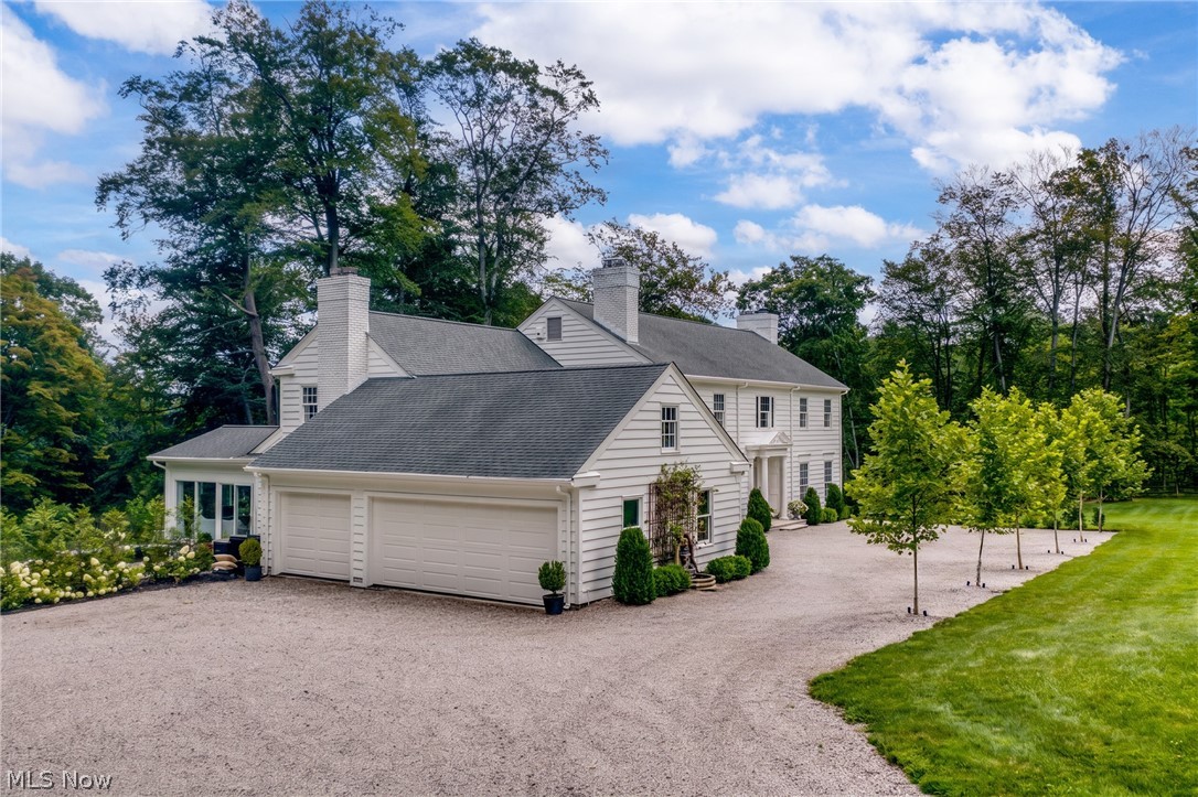 1249 W Hill Drive Gates Mills OH 44040