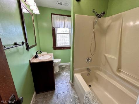 604 Phillips Street Marietta OH 45750