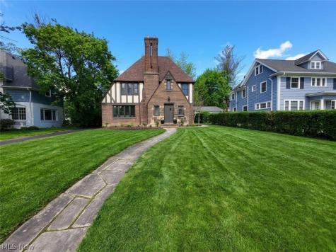 3145 Huntington Road Shaker Heights OH 44120