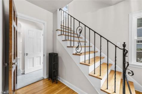 3145 Huntington Road Shaker Heights OH 44120