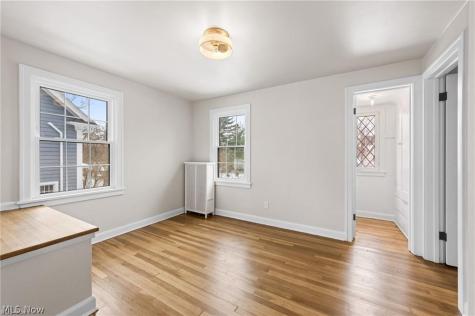 3145 Huntington Road Shaker Heights OH 44120