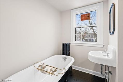 3145 Huntington Road Shaker Heights OH 44120