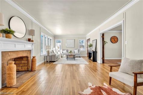 3145 Huntington Road Shaker Heights OH 44120