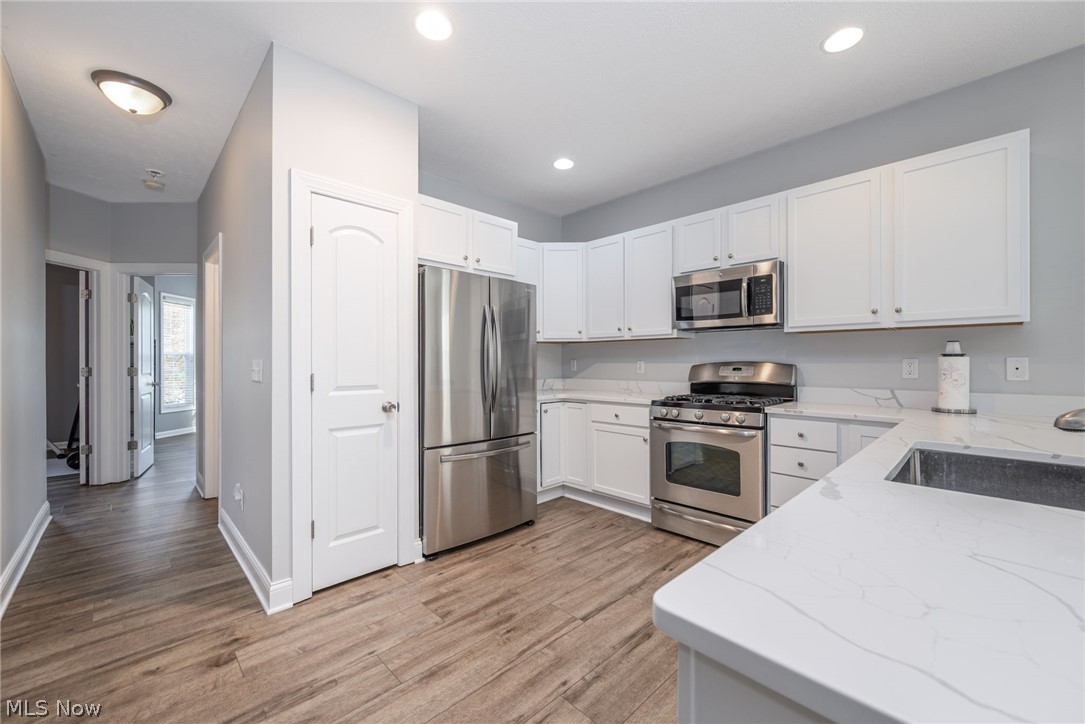 123 Quartz Avenue Peninsula OH 44264