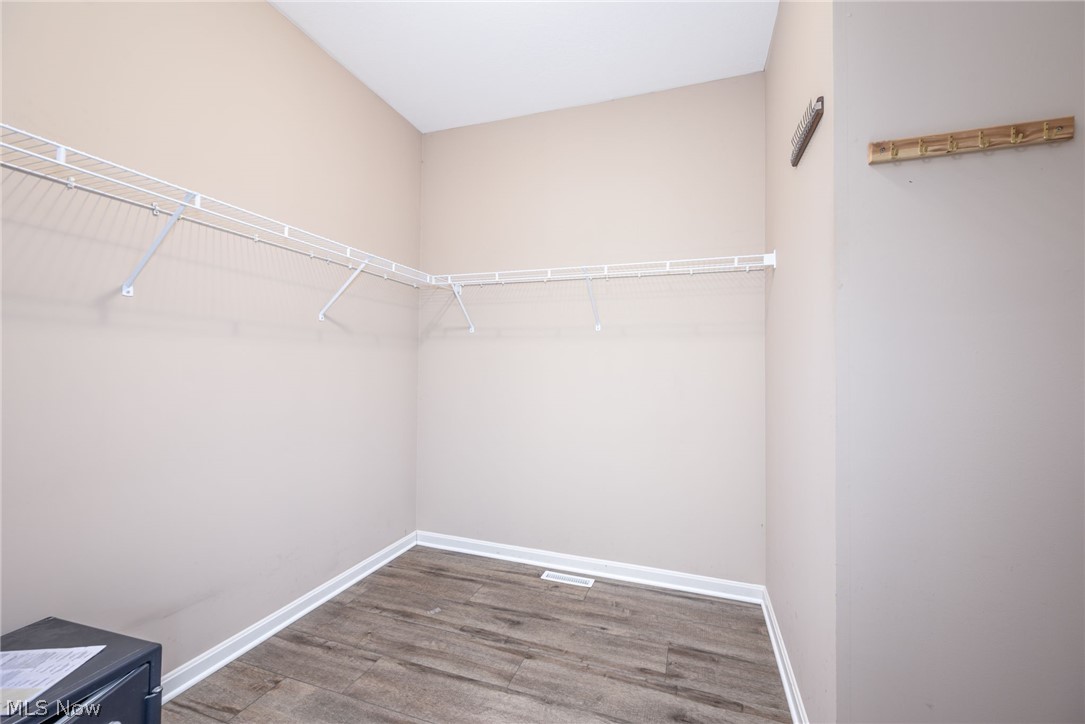 123 Quartz Avenue Peninsula OH 44264